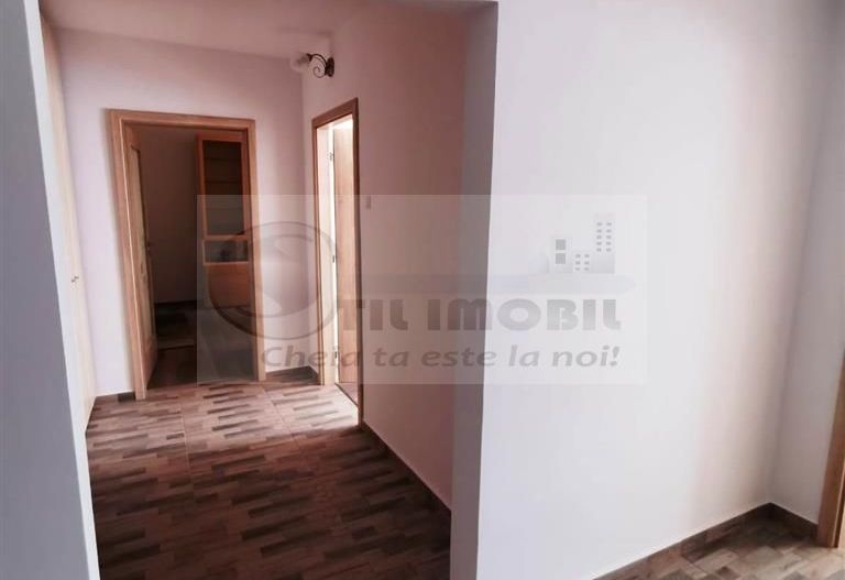 Apartament 2 camere recent renovat  Alexandru cel Bun 400 euro - Poză 10