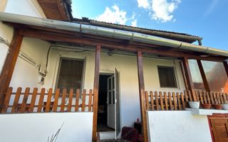 Doua case de vanzare 75 M² + curte 720 M² Piata Kalvin - Poză 4