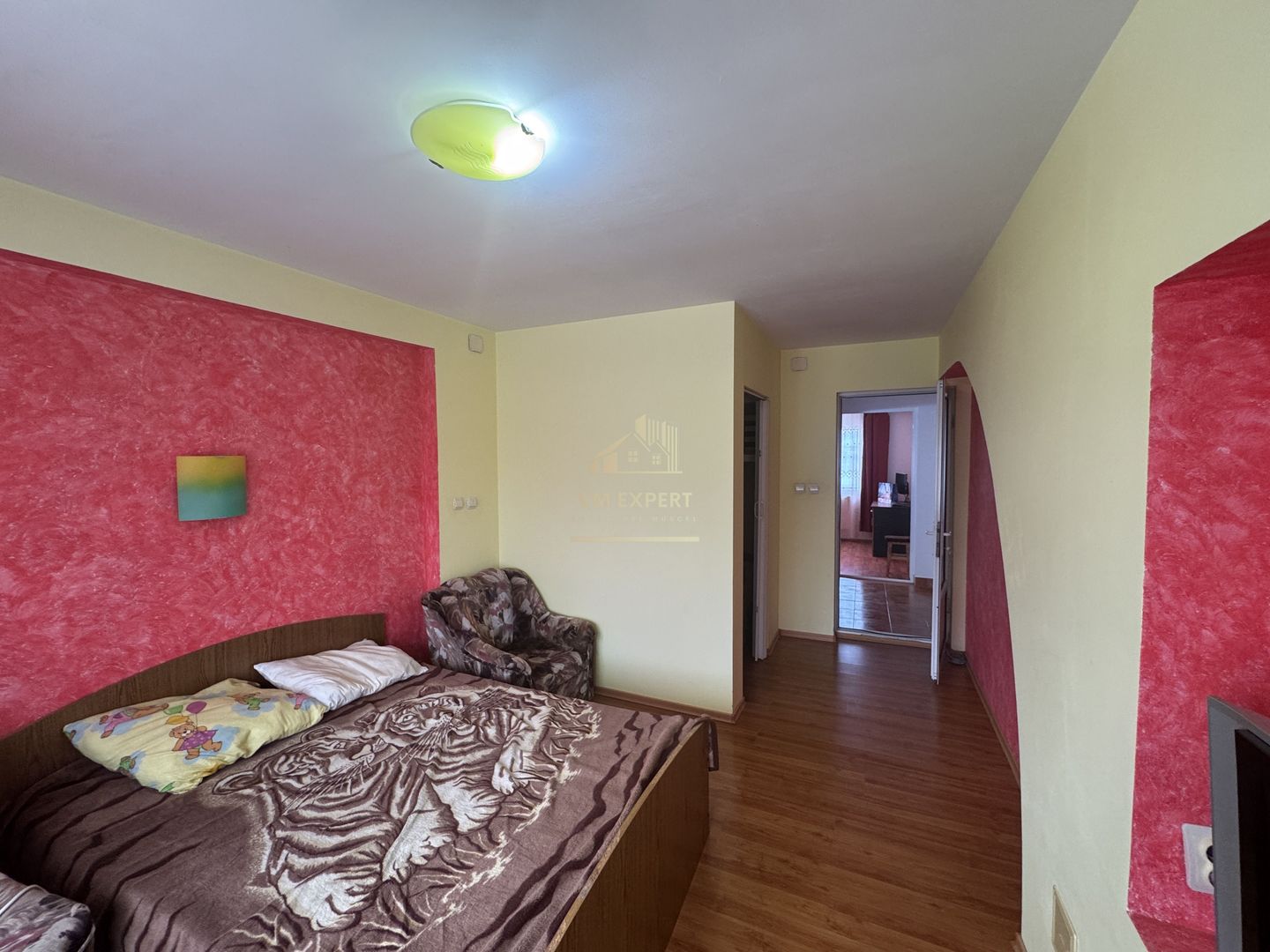 APARTAMENT 2 CAMERE ETAJ 4 CAMPULUNG - Poză 2
