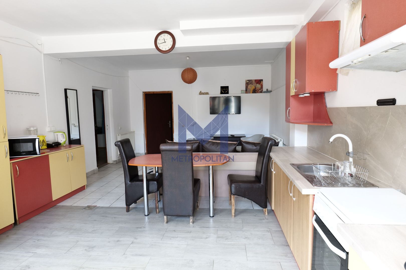 IDEAL studenți UMF! 4 camere la Parter de Casă - Poză 2