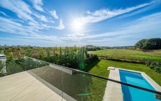 Vilă unica în Corbeanca - Liniște,natură și eleganță - Poză 41