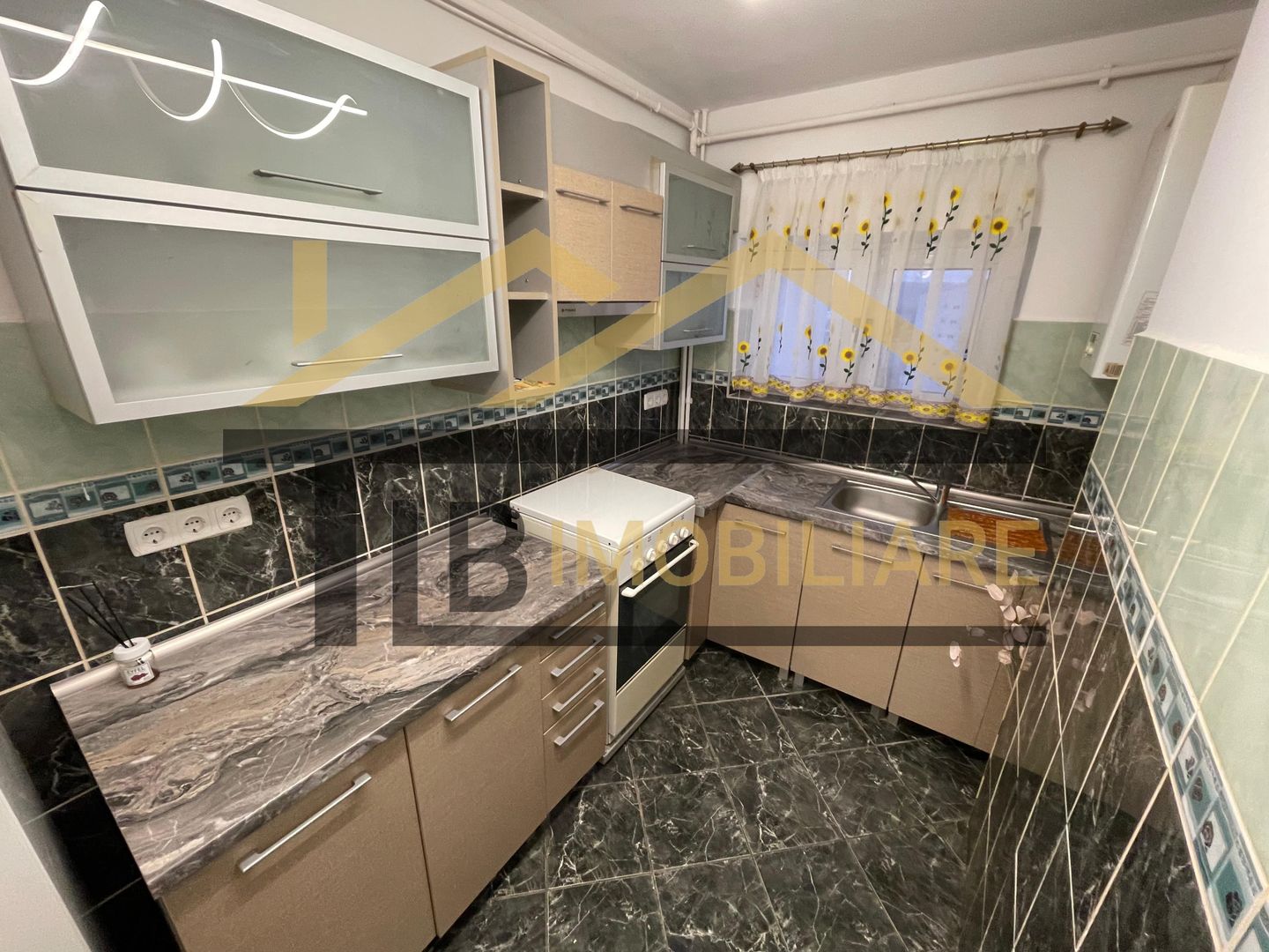Apartament de 2 camere, 57mp, Zona Ultracentral - Poză 3