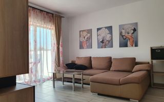 Casa cu 4 camere si garaj - Poză 1