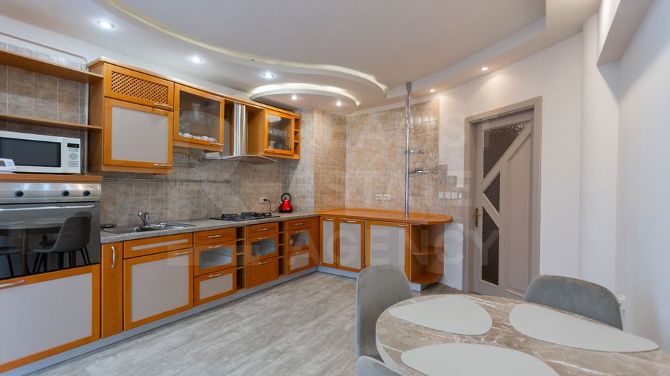 Chirie, apartament, 5 camere, strada Petru Rareș, Centru - Poză 16