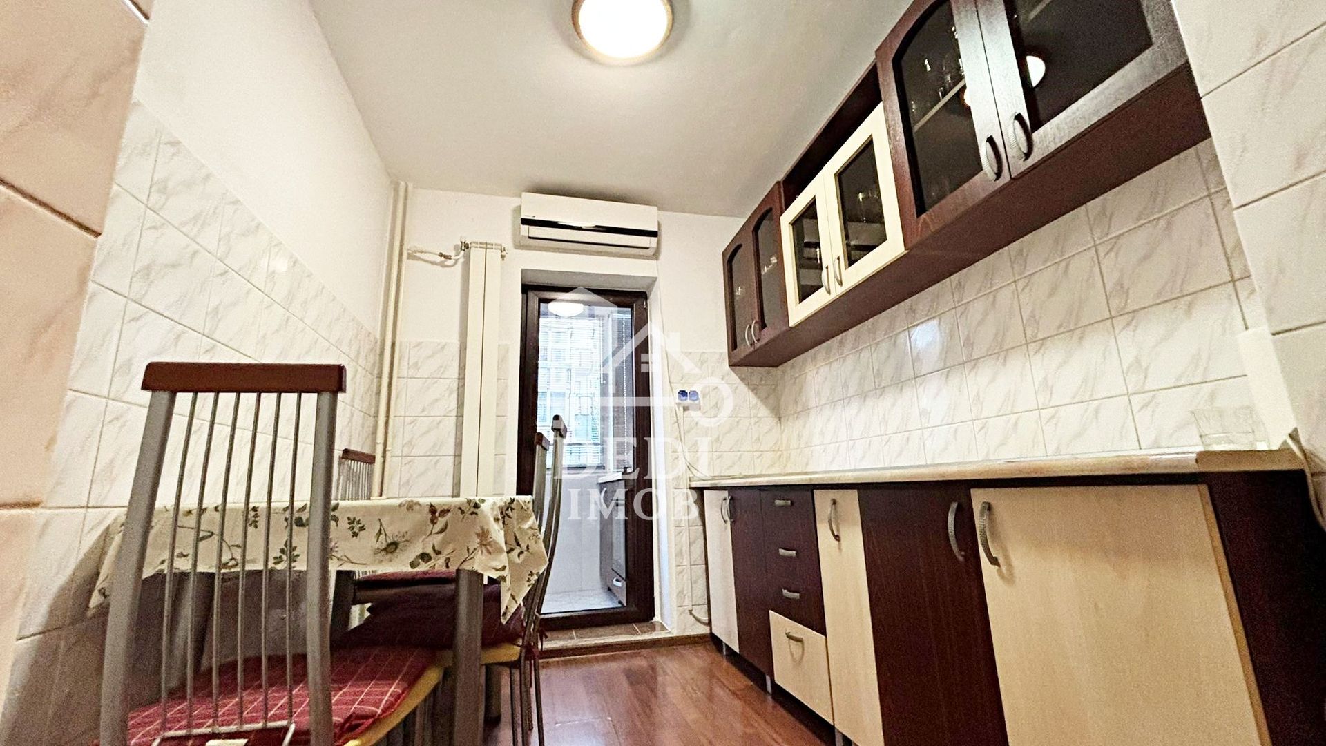Apartament cu 2 camere de inchiriat zona Decebal, Oradea - Poză 5