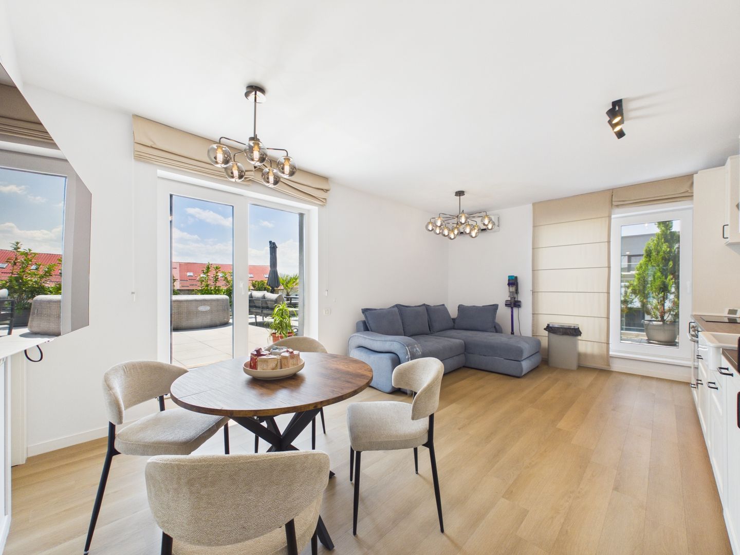 Penthouse 3 camere | Fizicienilor | Sector3 | Terasa generoasa - Poză 7