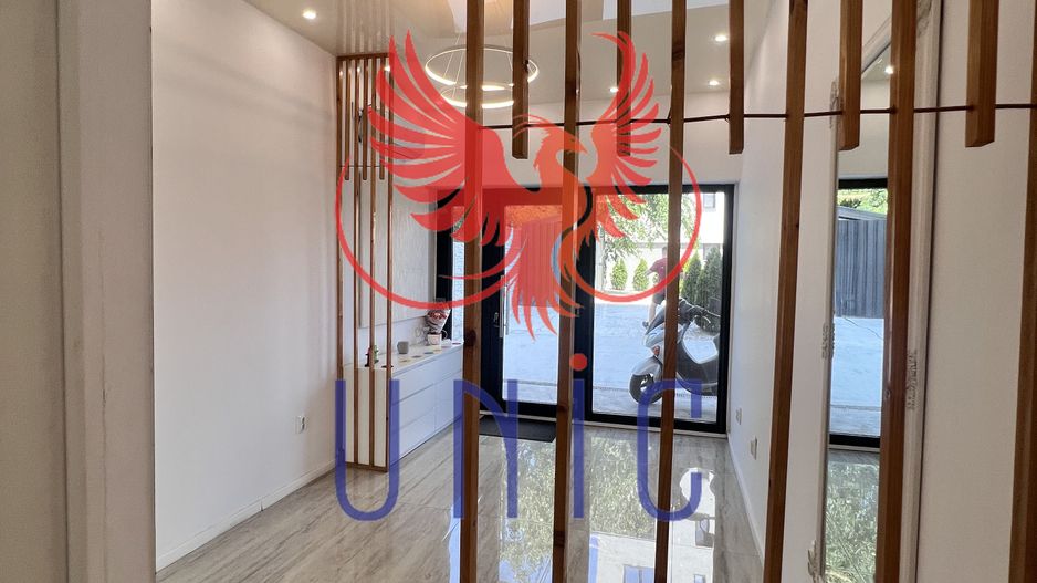 Camera cu baie, parter, bloc nou - Poză 5