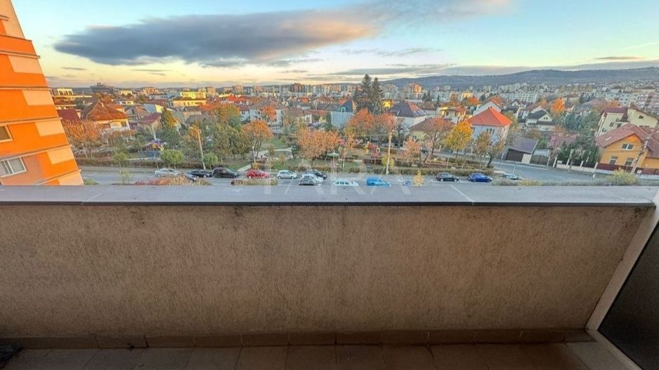 Apartament spațios cu vedere spre parc – strada Năsăud. - Poză 4