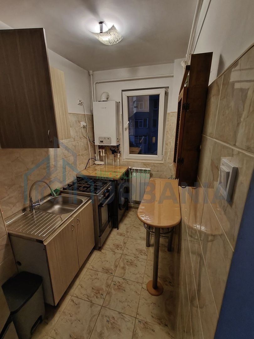 Apartament 3 camere de inchiriat, zona Podu Ros, Iasi - mobilat, utilat - Poză 6