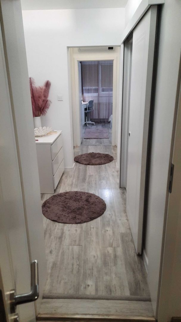 3 camere, decomandat,  2 bai , etaj 1, Mazepa 1 - Poză 1