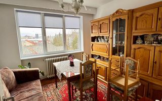 Apartament de vanzare Sasar 4 camere de vanzare — Sasar - Poză 5