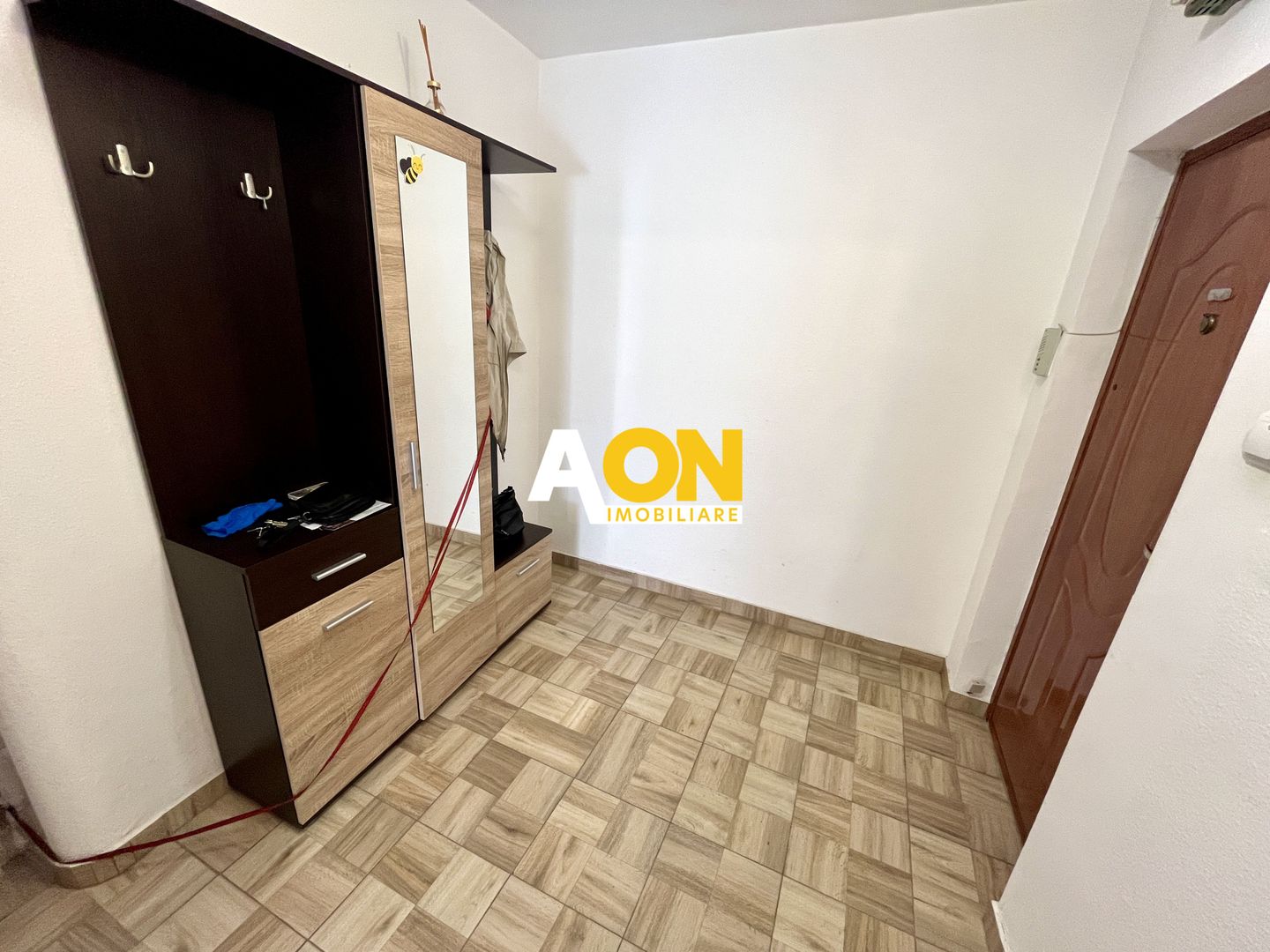 Apartament cu 4 Camere, Etaj 2, Loc De Parcare, Cetate - Poză 17