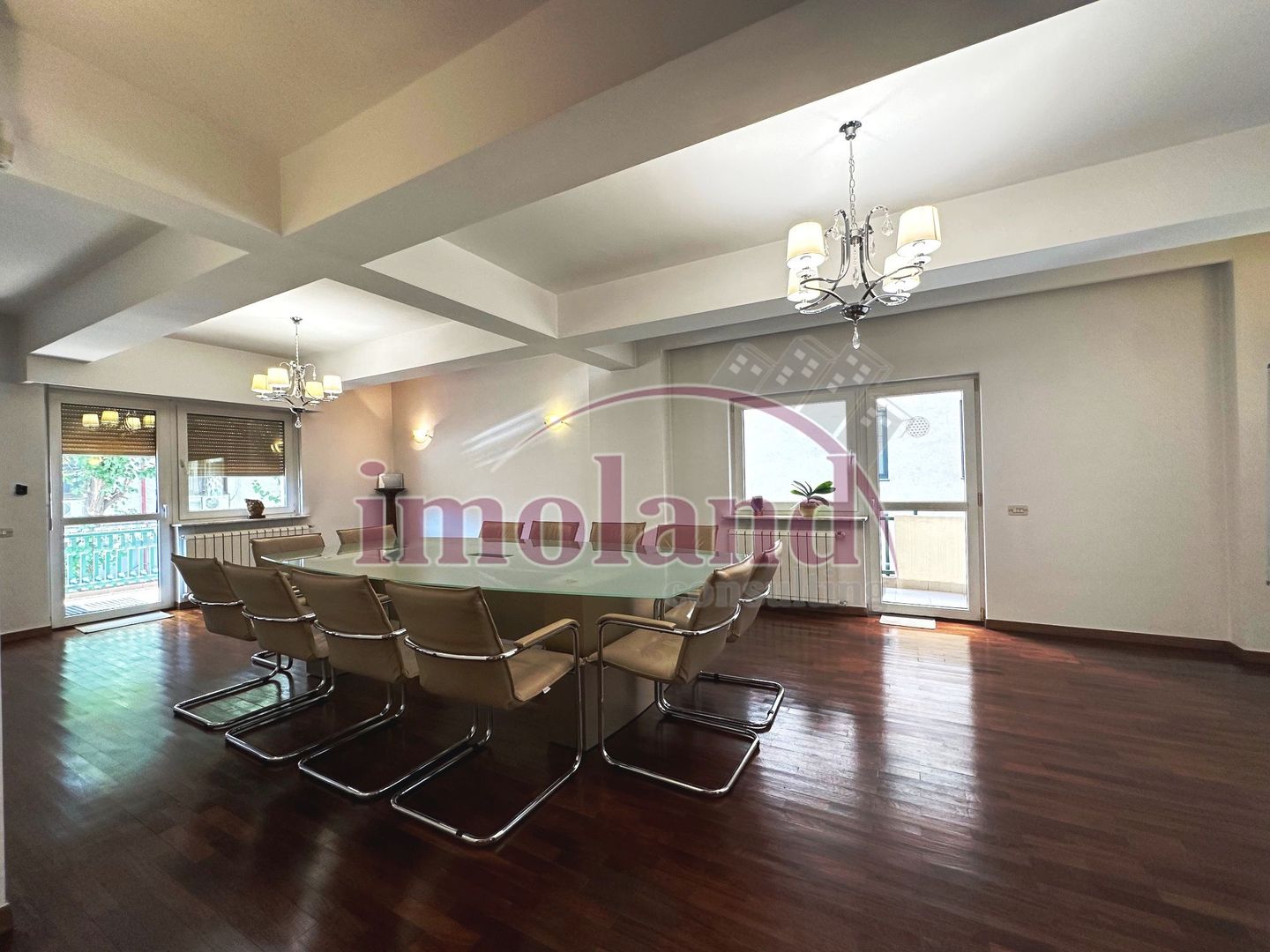 Inchiriere apartament - 4 camere - rezidential/birou - Primaverii - Poză 6