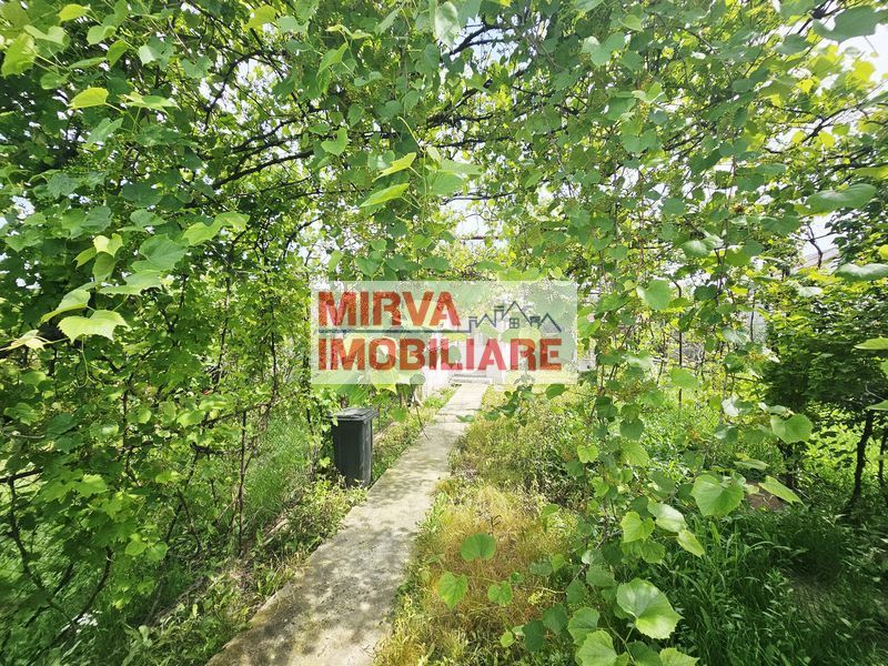 Casă cu 2 camere și teren generos, Dărmănești – Exclusivitate - Poză 3