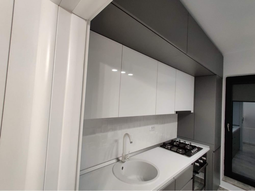 Inchiriez garsoniera Exigent Plaza 500€ Proprietar - Poză 2