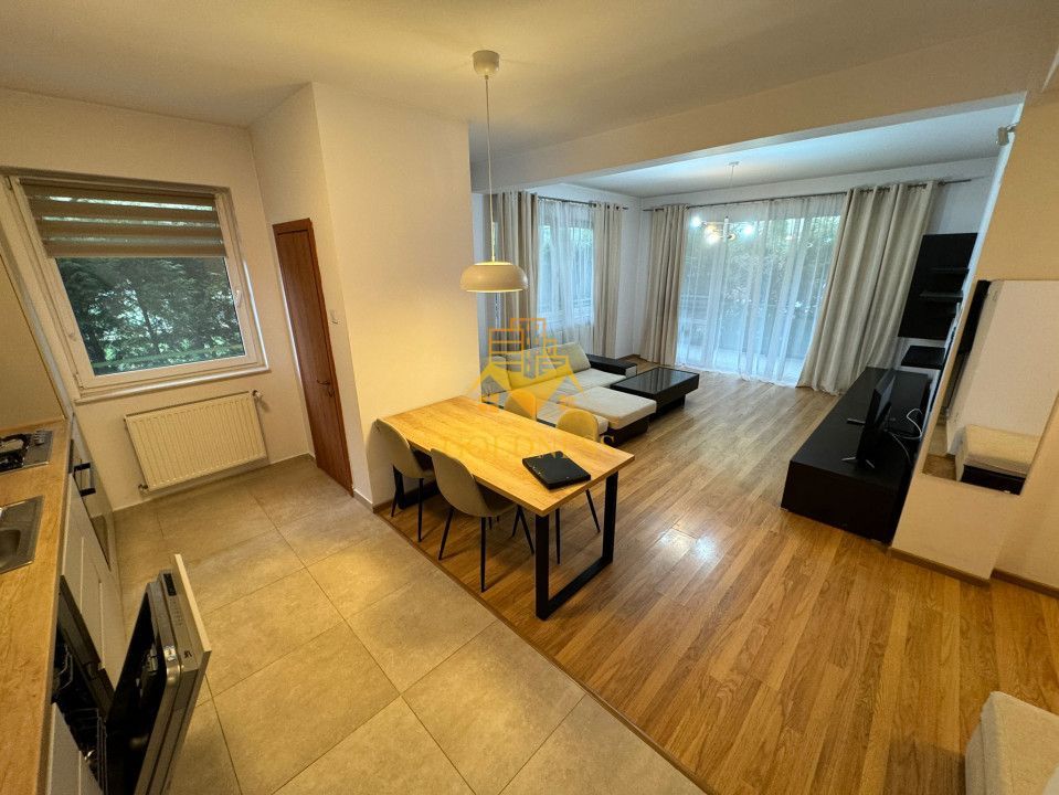 2 camere, Andrei Muresanu, Pet Friendly,Grand Hotel Italia, Trifoiului - Poză 5