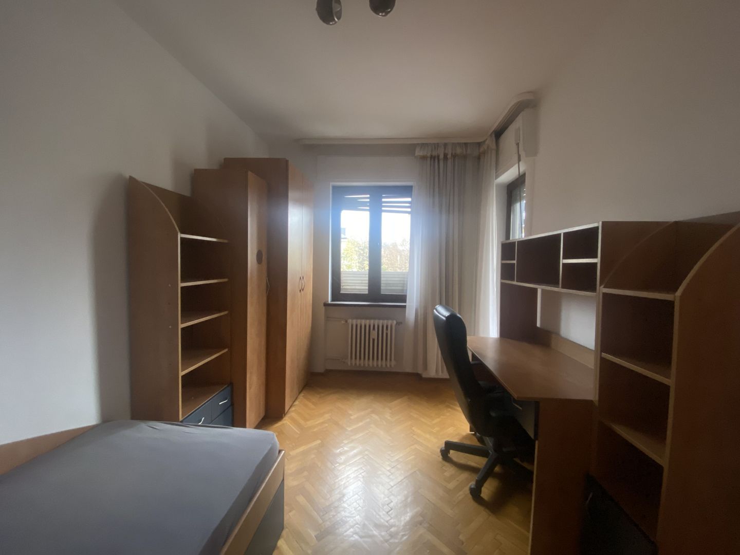 Apartament superb de vanzare, patru camere, zona Vatra Luminoasa, 350.000€ - Poză 6