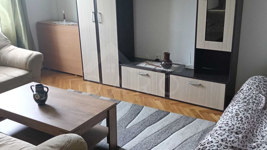 Dau în chirie apartament cu trei camere, - Poză 2