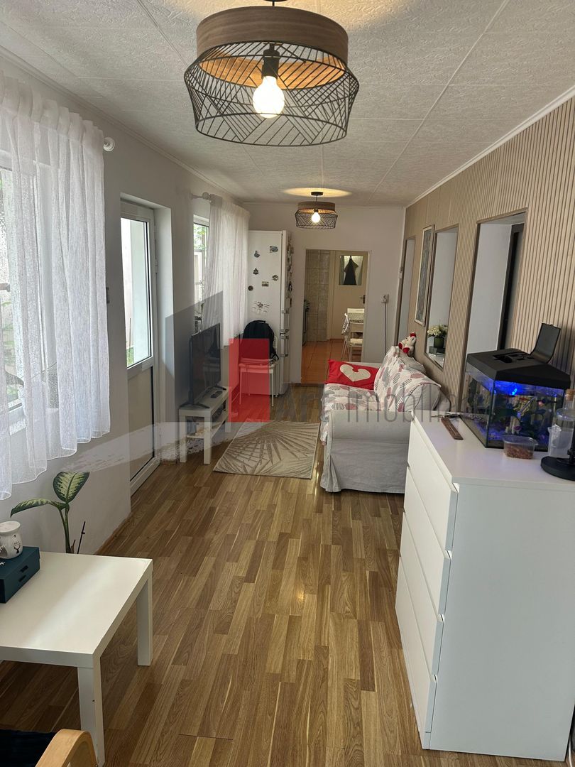 Casă Primitoare pentru Familii – Oferă Spațiu și Confort - Poză 17