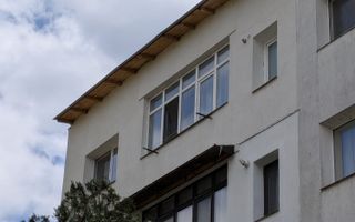 Apartament semidecomandat, 37 mp, zona centrala, strada Petru Rares, Targu Frumos - Poză 1