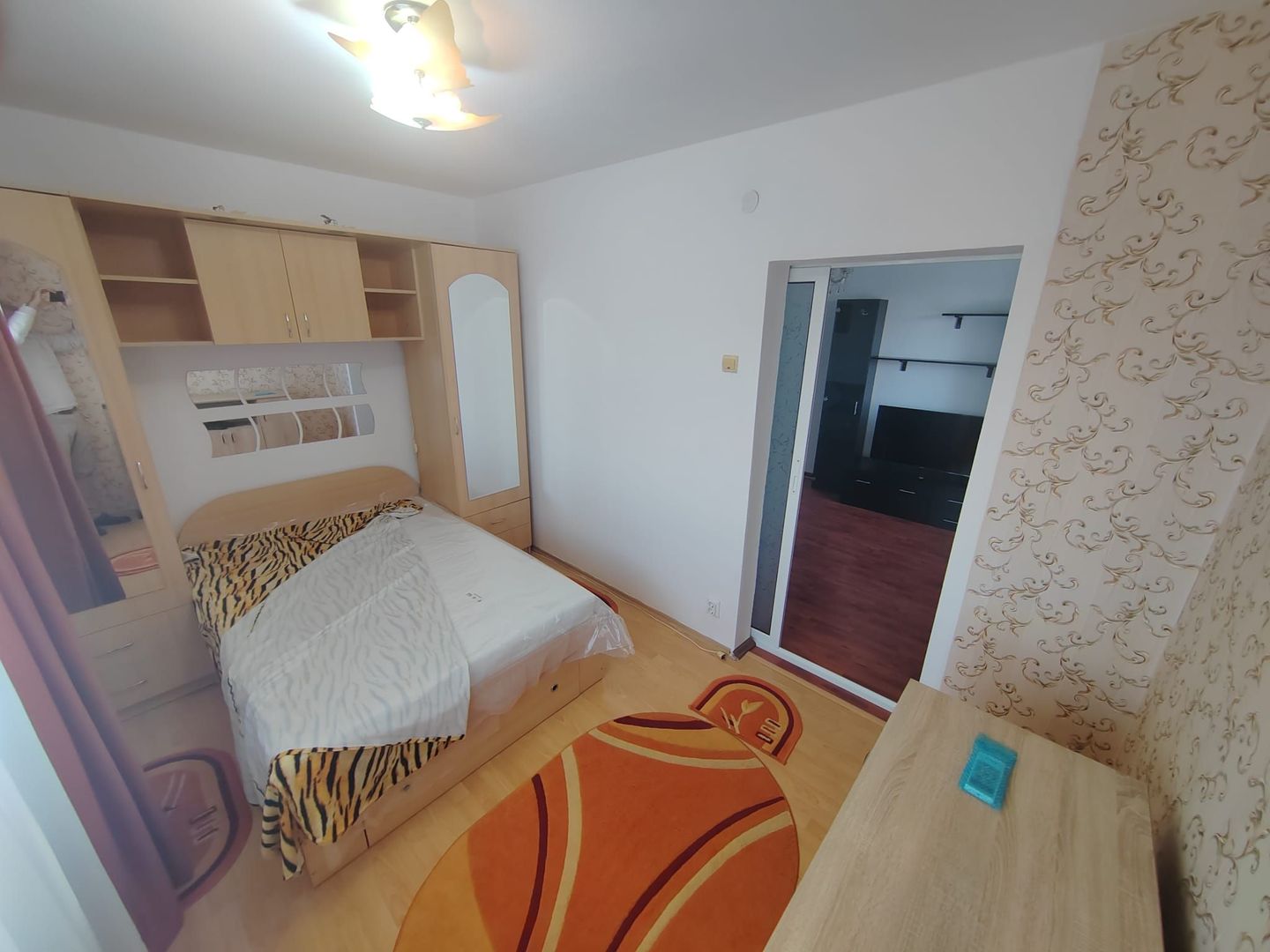 Metrou 1 Decembrie , PARCARE - Poză 4