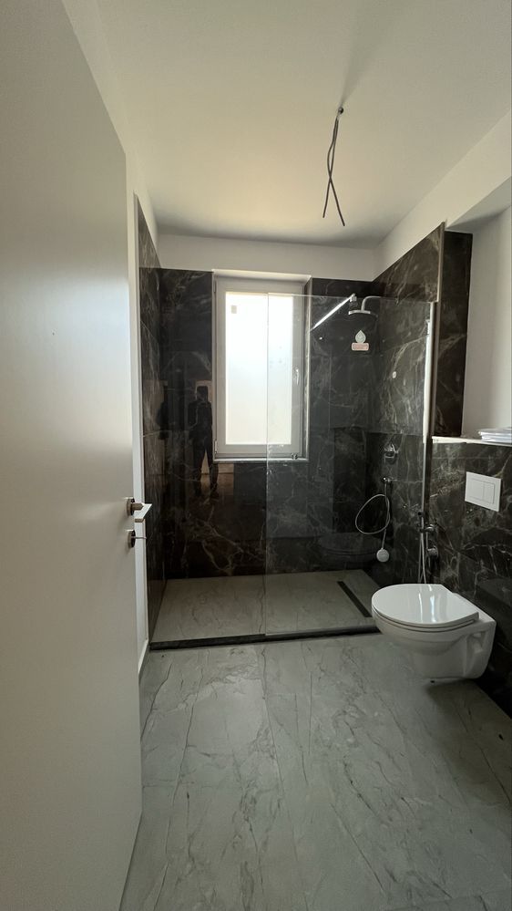 Casa cu 5 camere de vanzare in Nordul Bucurestiului - Poză 8