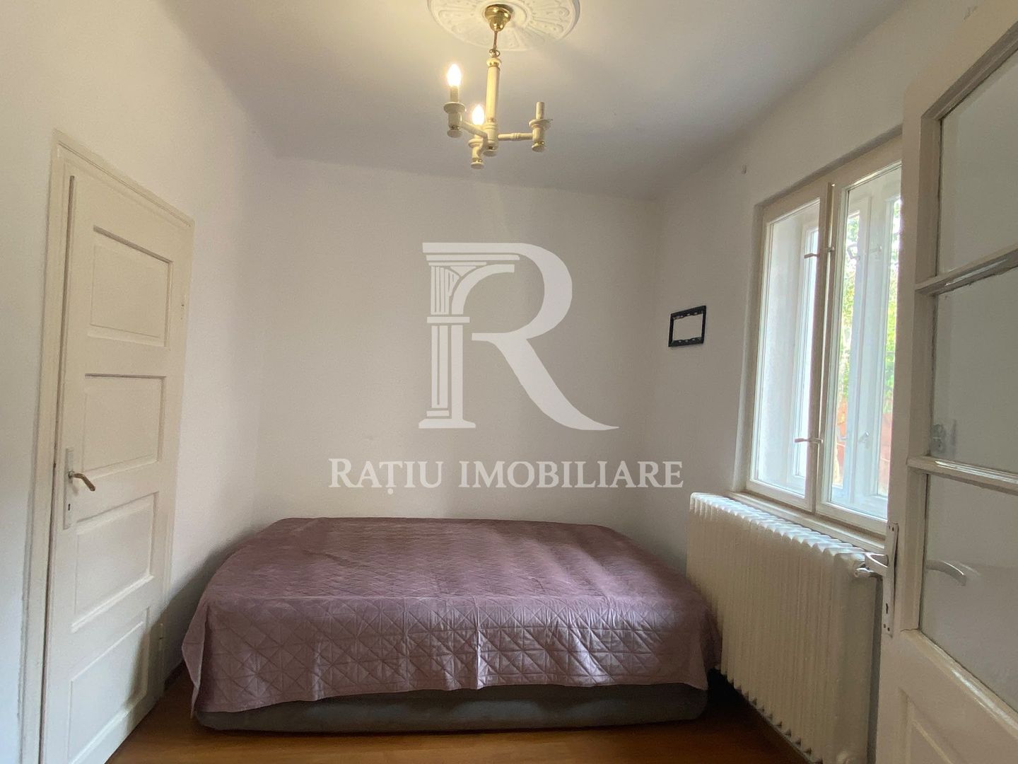 Casa cu 4 camere | Str.Louis Pasteur | Oradea - Poză 6