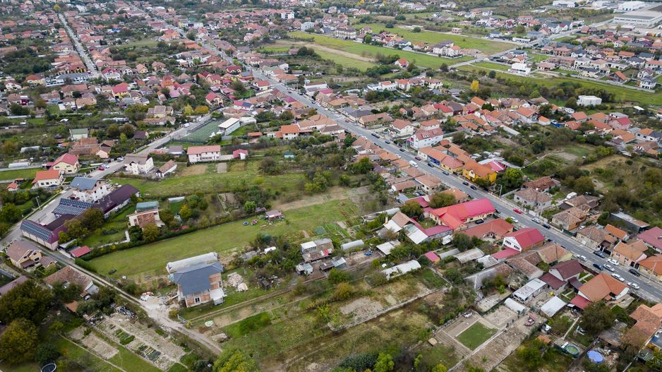 Teren intravilan de 2012 mp în Ghiroda Jud. Timiș - Poză 6