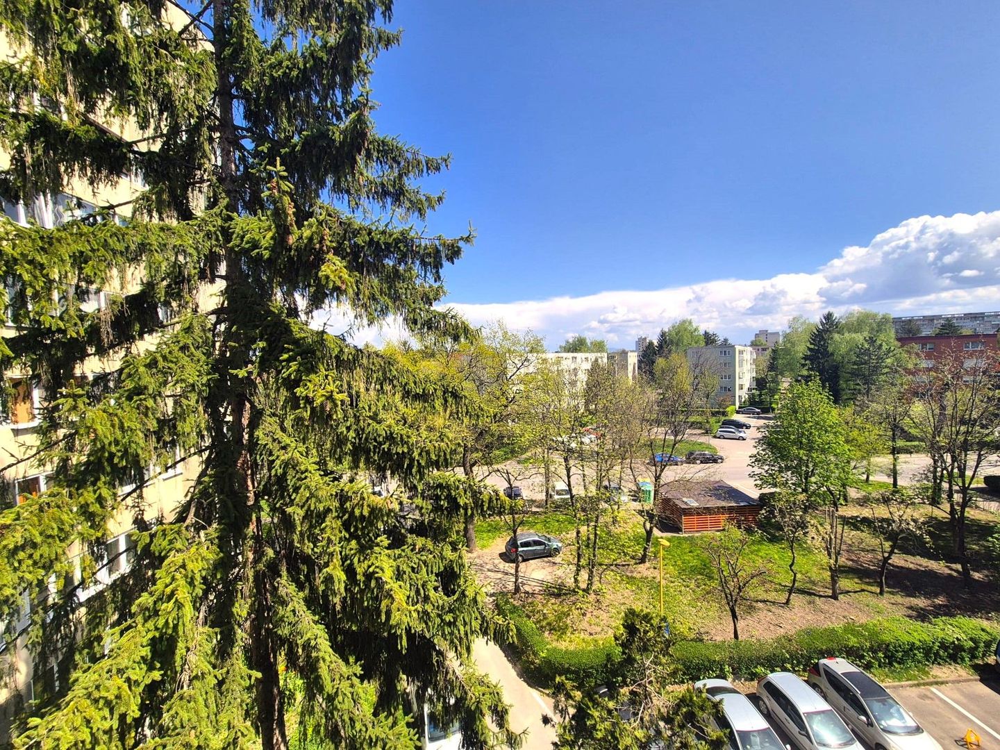 Comision 0%. Liber la vânzare, pretabil investiție - Poză 1