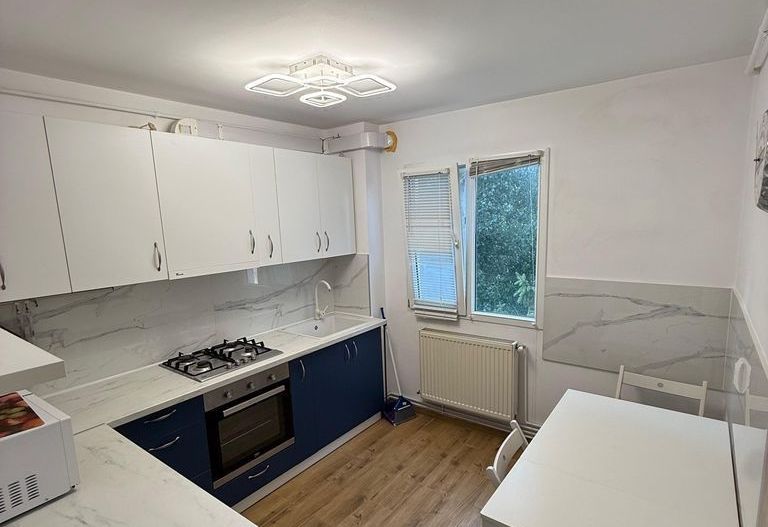Apartament 3 camere. Bld. Brancoveanu. Aleea Covasna. Cu Centrala proprie. - Poză 6