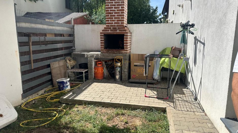 Vila tip duplex, P+1, Com.Berceni, Str. Oituz, mobilata si utilata - Poză 10