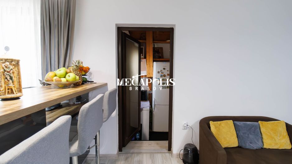 Casă spațioasă 4 dormitoare Sânpetru, 500 mp teren, mobilată complet - Poză 20