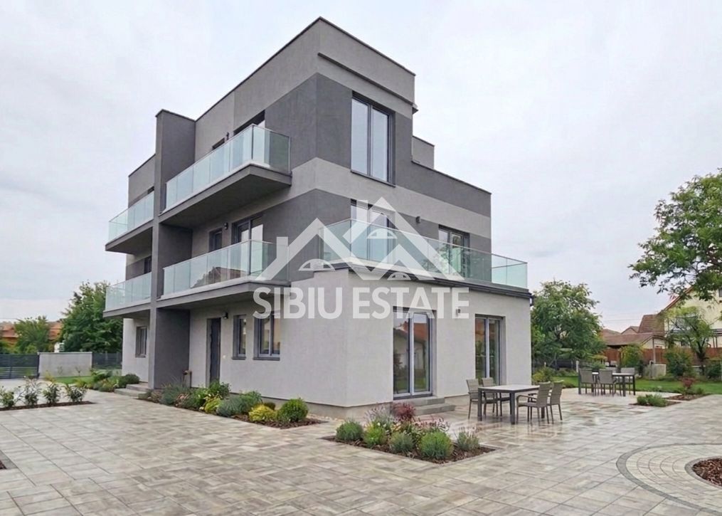Casa noua in Sibiu, 4 camere, terasa - Poză 1