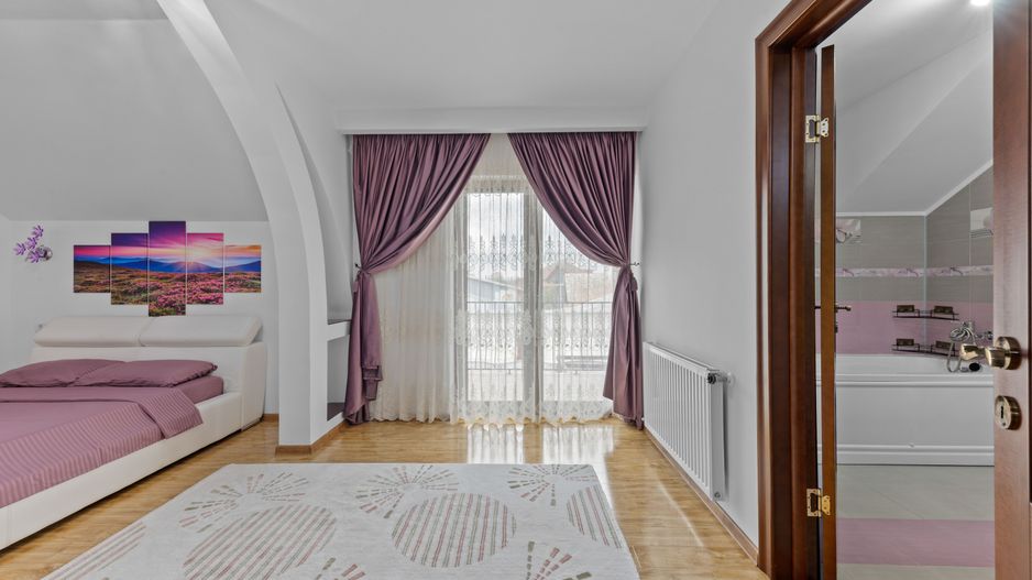 DE VANZARE  Vila 9 camere Colentina - Poză 40