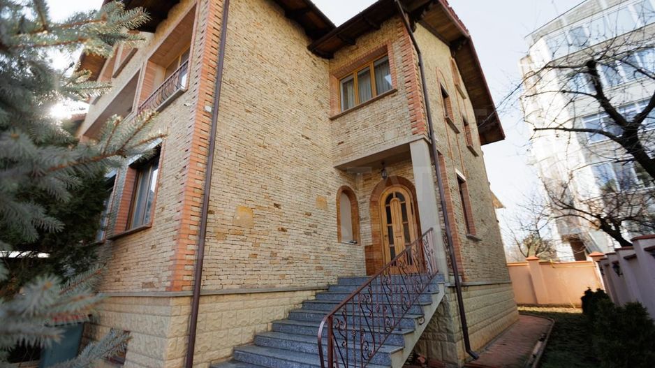 Chirie, casă, 3 nivele, 5 camere, Mihail Berezovschi, Telecentru - Poză 24