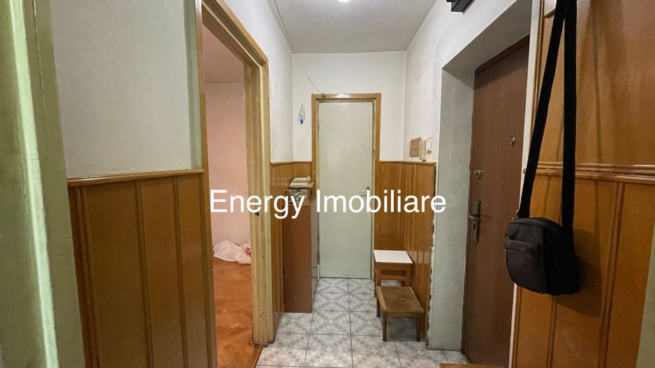 Apartament cu 2 camere, zona Dâmbul Pietros - Poză 7