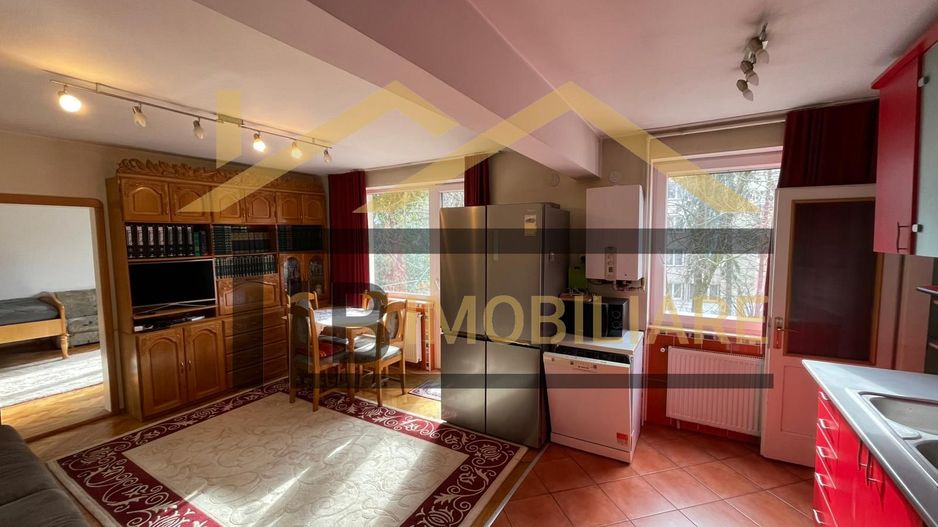 Apartament cu 2 camere, 50mp, Zona Cornisa - Poză 2
