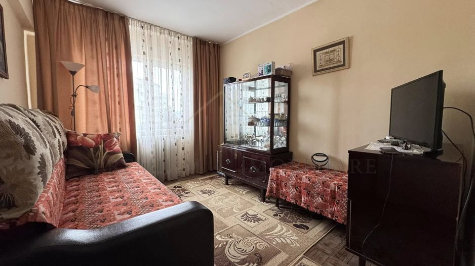 Apartament 3 camere zona de jos - Poză 4