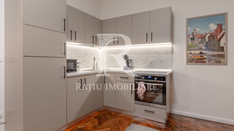 Casa cu 3 camere  | Ultracentral | Oradea - Poză 8