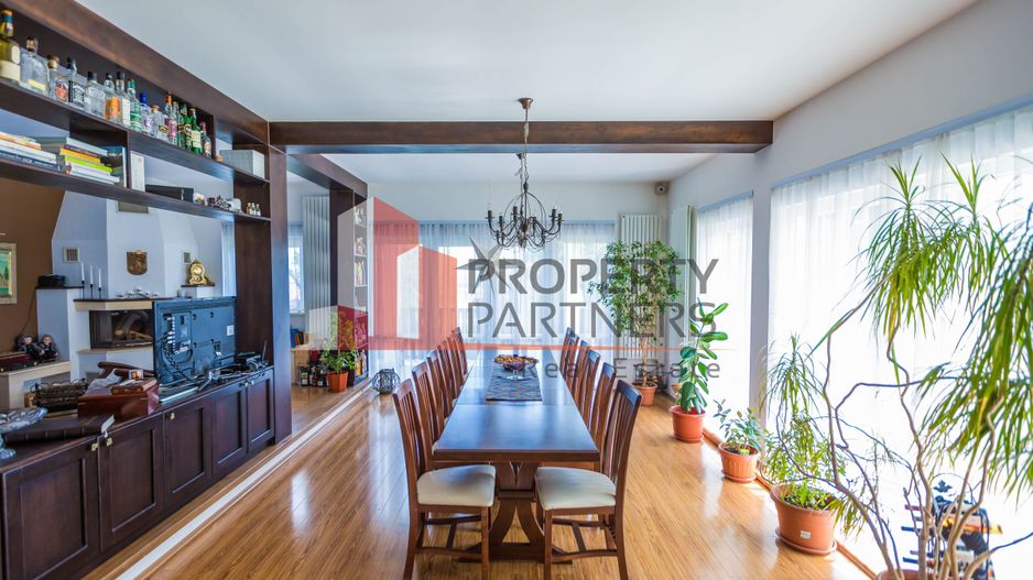 Vilă in Bran cu teren de 28.000 mp și priveliște spectaculoasa - Poză 5