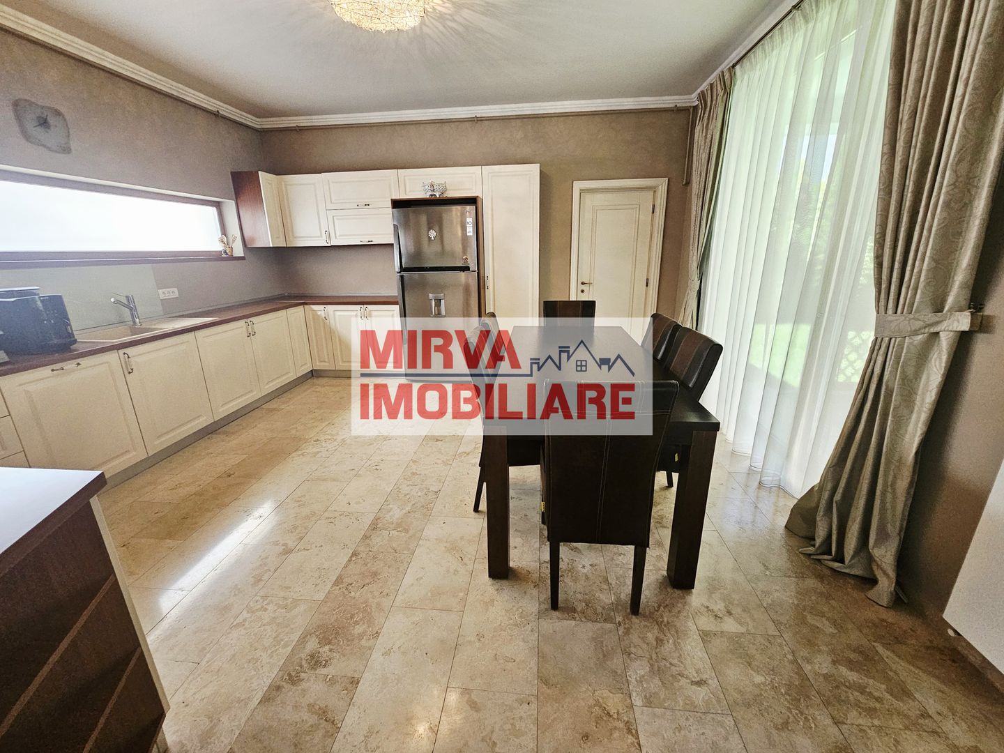 🏡 Casă de Lux cu Design Exclusivist – Eleganță, Rafinament și Confort - Poză 22