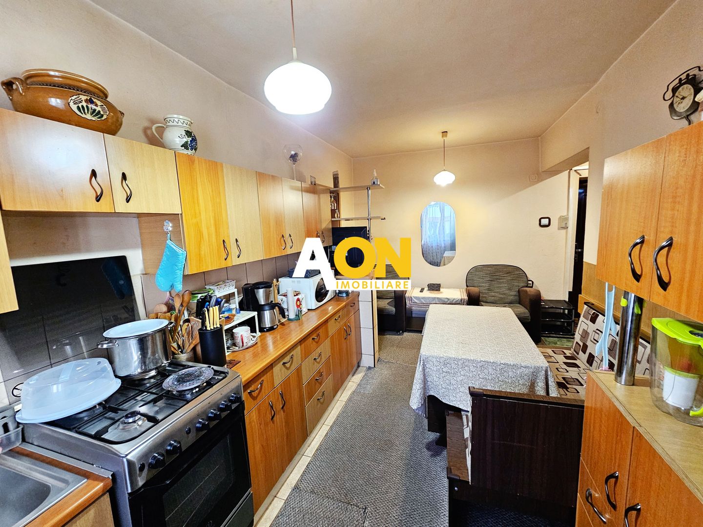 Apartament 3 camere, mobilat, utilat, etaj 2, Cetate - Poză 3