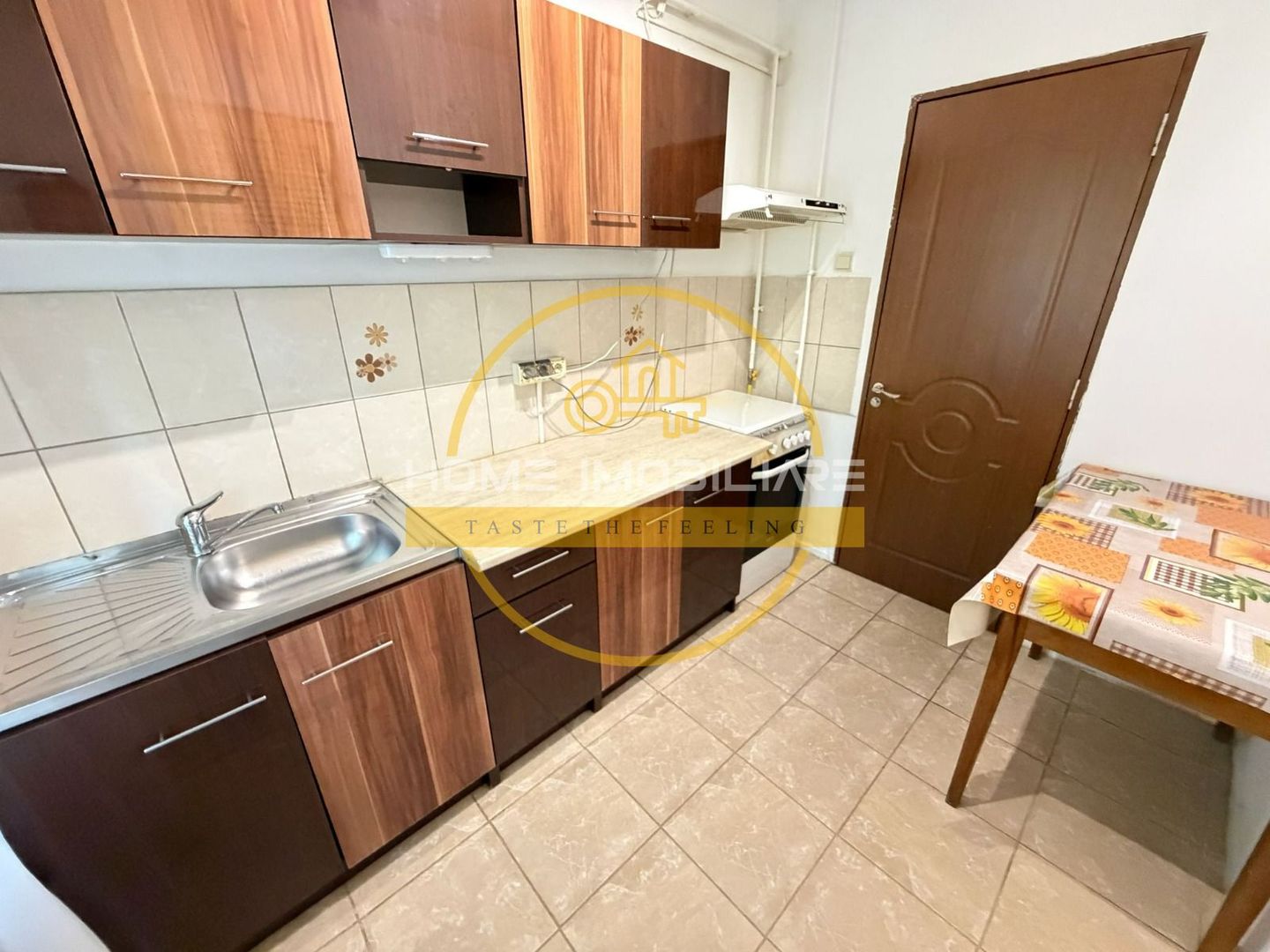 Apartament cu 3 camere / 67mp/ zona Podu Ros - Poză 10