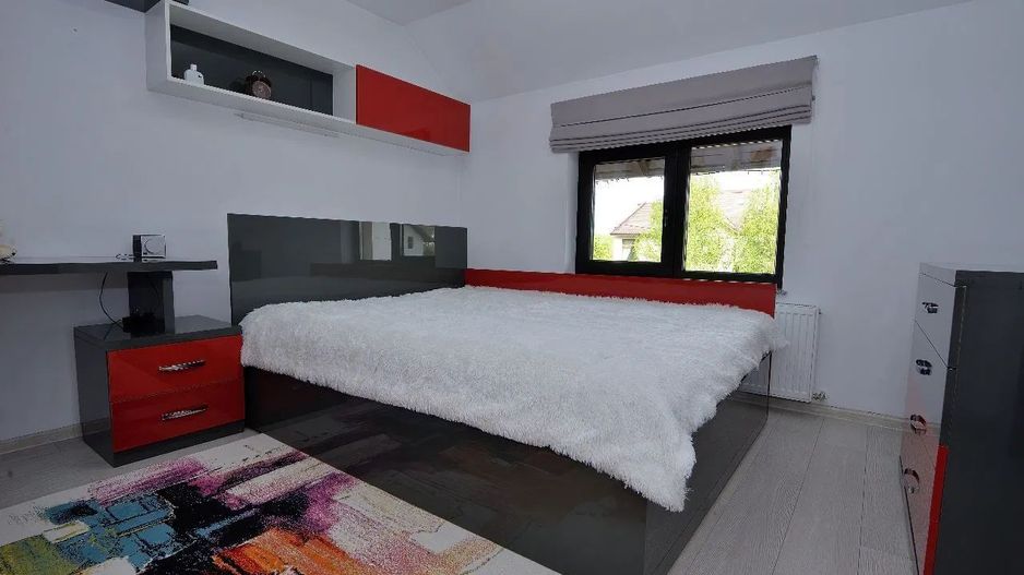 Casa individuala 7 camere Targu Neamt - Poză 10