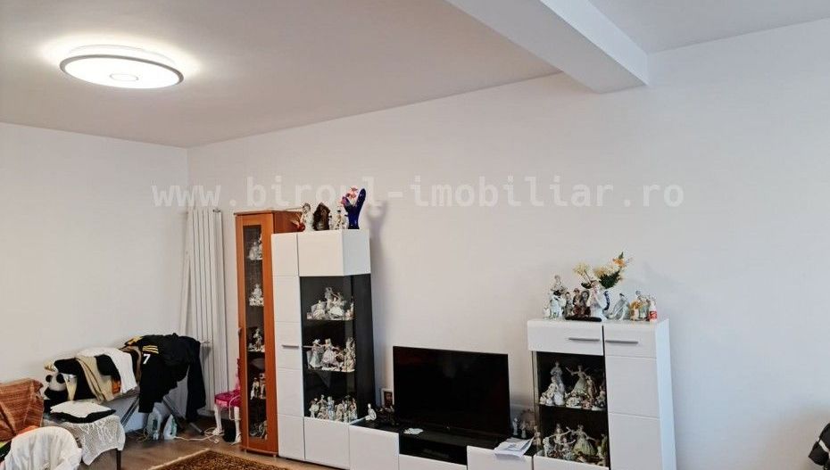 Vânzare Vilă P+1+Pod în Zonă Liniștită din Cumpana - Poză 9