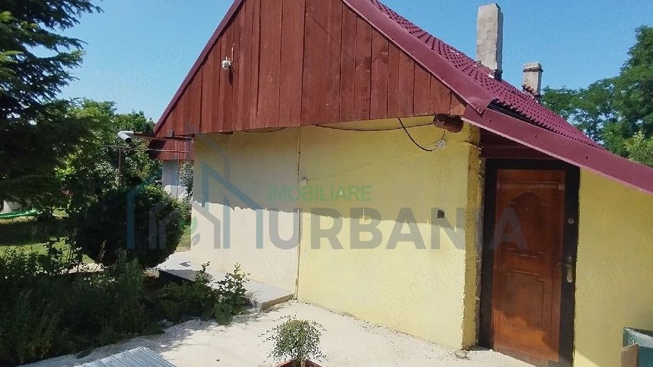 Casă de vânzare, zona Al. I. Cuza, Iași - Poză 1