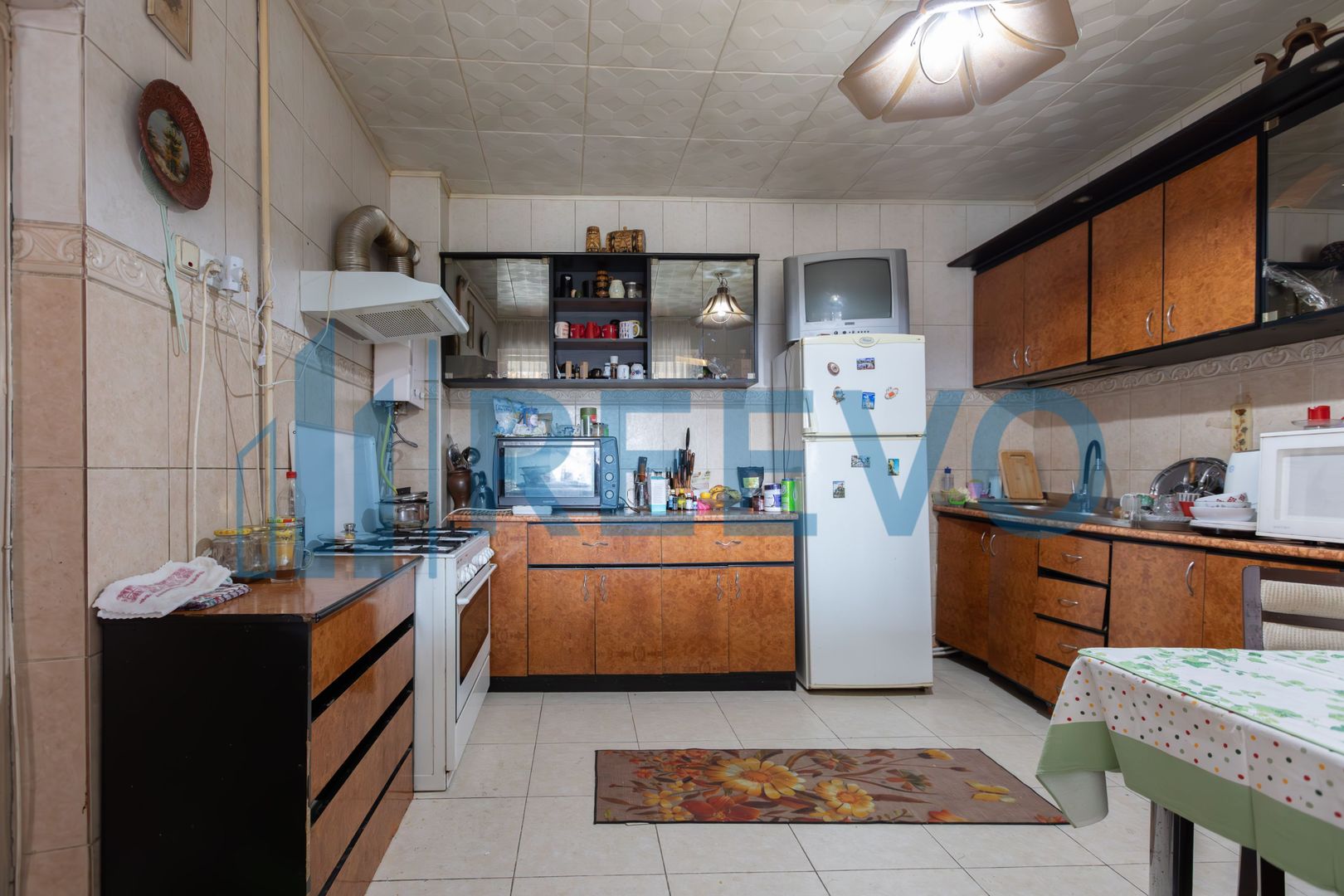 Clădire și teren de investiție, central Roman - Poză 28