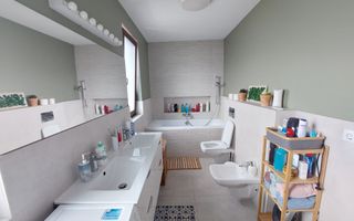 Duplex ultrafinisat mobilat utilat cu 2 locuri de parcare zona Terra - Poză 10