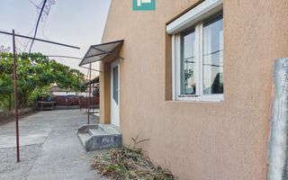 Casă  2 corpuri și 4 camere teren 1440 mp în Macea - Poză 2