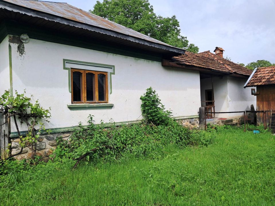 Casă și teren intravilan Polovragi - Poză 5